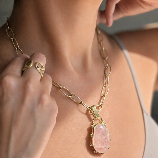 Colgante Halo Cuarzo Rosado Bronce